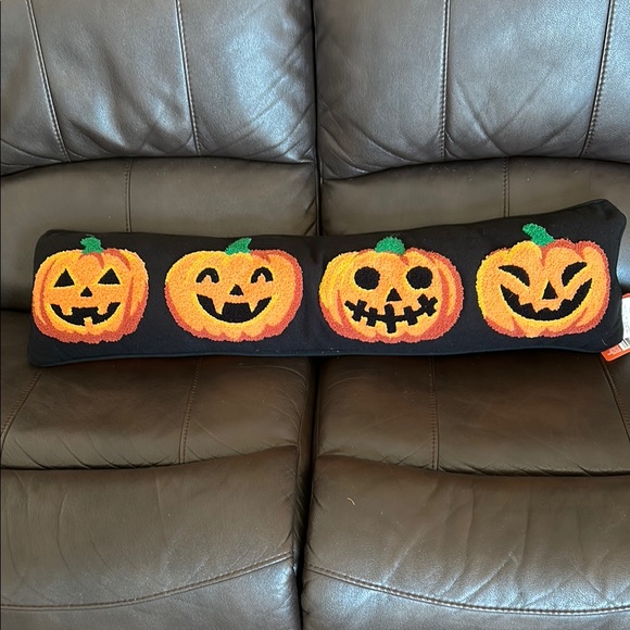 Halloween Pumpkin Decorative Pillow - Picture 1 of 13